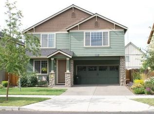 843 NE Locksley Dr, Bend, OR 97701