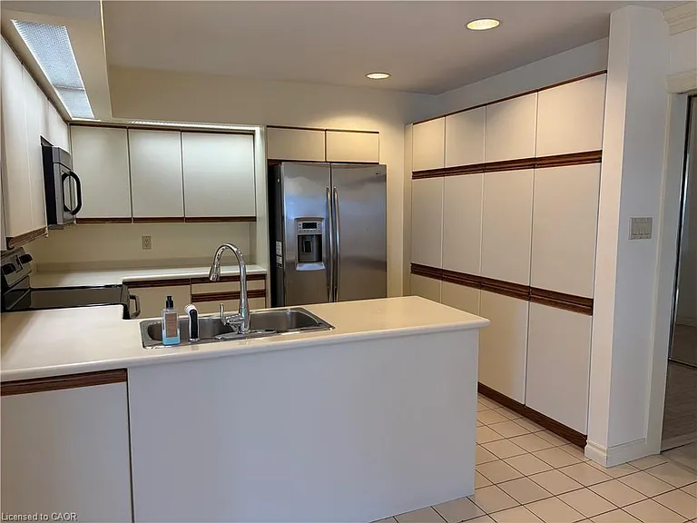 2220 Lakeshore Rd #25 — Photo 14
