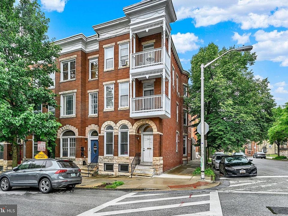 1st image of 2072 Linden Ave