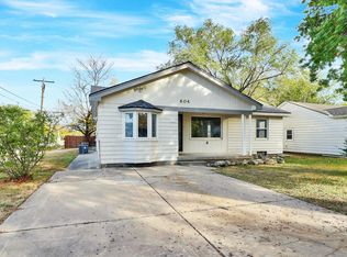 604 Lexington Rd, Wichita, KS 67218