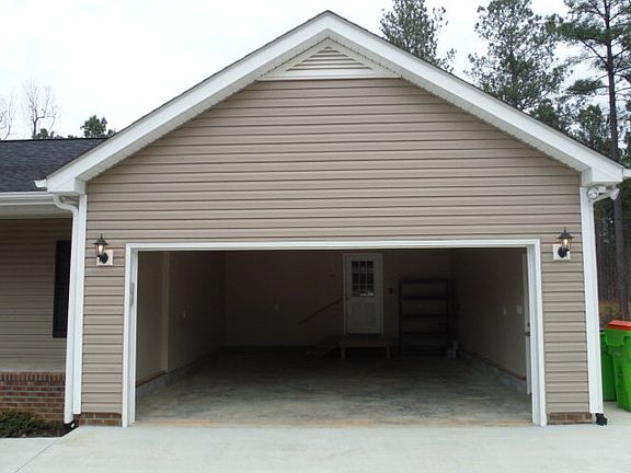 3rd image of 116 Halyard Dr