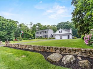 15 Larkey Rd, Oxford, CT 06478