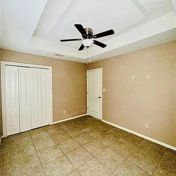 4722 N Dogwood St #4 — Photo 9