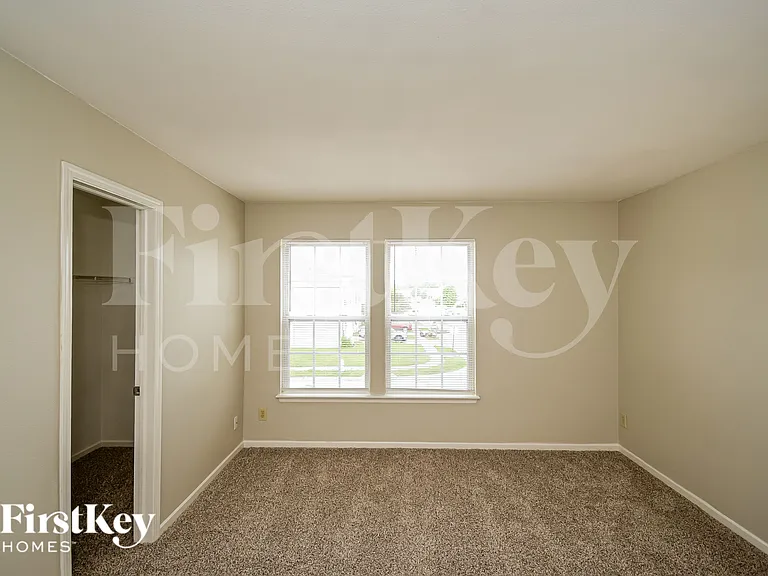 4260 Arches Ct — Photo 14