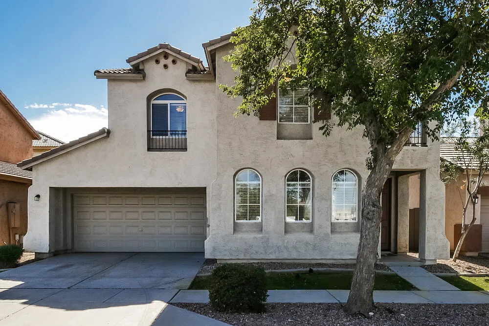 4 bed, 2.5 bath, 1532 sqft, $2,165 — Photo 1