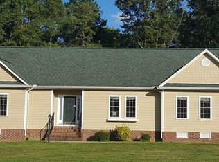 205 Silver Ridge Ct, Sandston, VA 23150