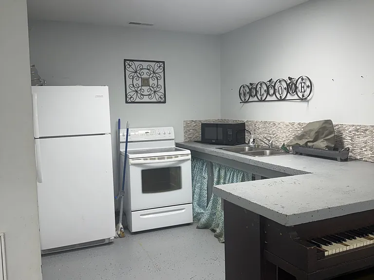 1620 Ardmore Hwy — Photo 8