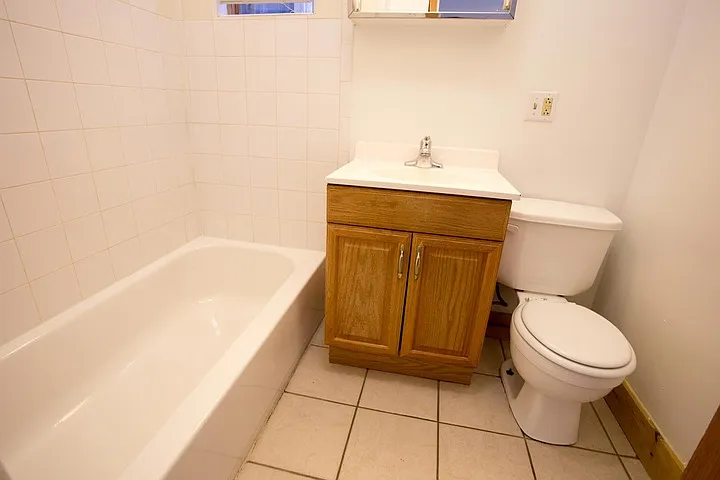 5401-5403 S. Woodlawn Avenue — Photo 23