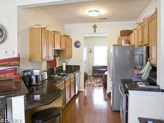 5th image of 8669 Millstream Dr