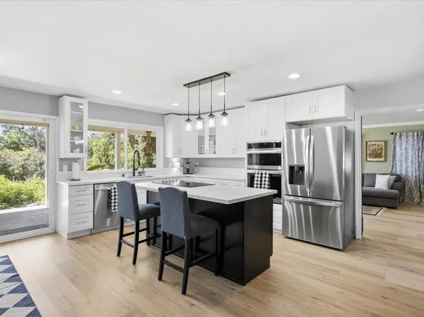 4637 Hixon Cir, Carmichael, CA 95608