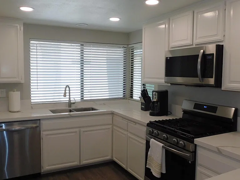72830 Fleetwood Cir — Photo 11