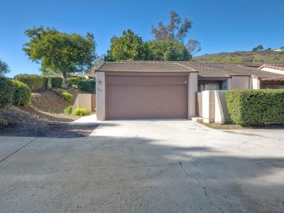 2049 Golden Circle Dr, Escondido, CA, 92026