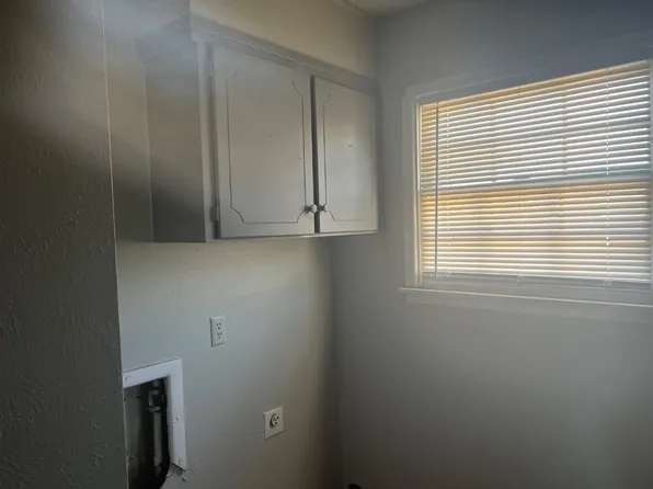 1345 65th Dr Unit B, Lubbock, TX 79412