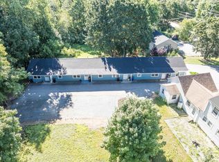 108 Oak St APT 4, Rollinsford, NH 03869