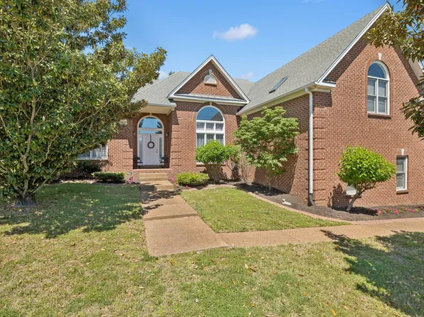 1409 Johns Meadows Cv, Hermitage, TN 37076