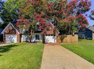 2233 Woodfield Park Rd, Memphis, TN 38134