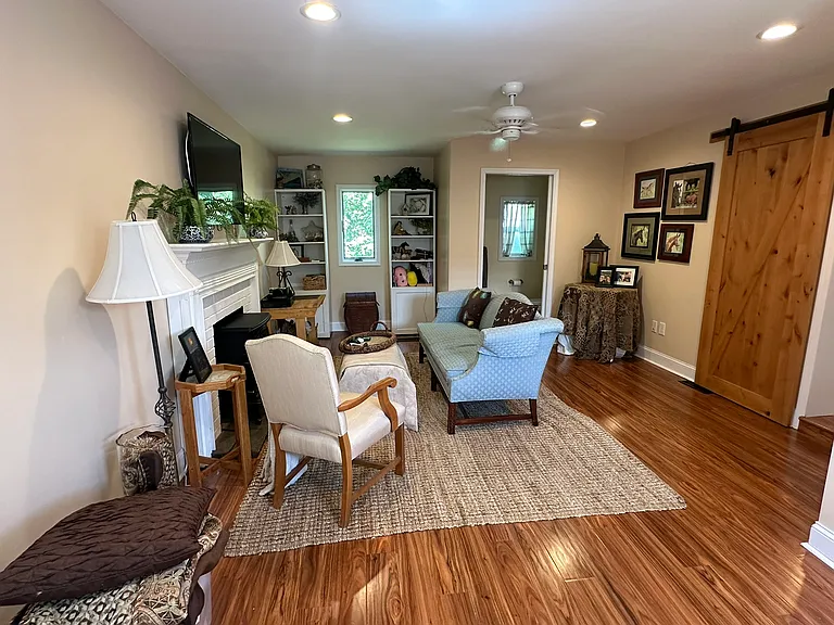 217 Lyster Rd — Photo 8