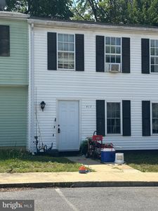 419 Patuxent Ct, La Plata, MD, 20646