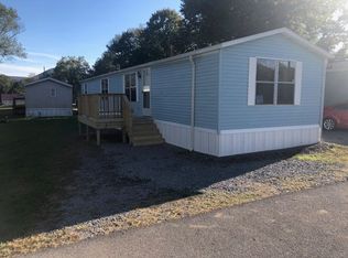 9 Manor Village Ave, Avis, PA 17721