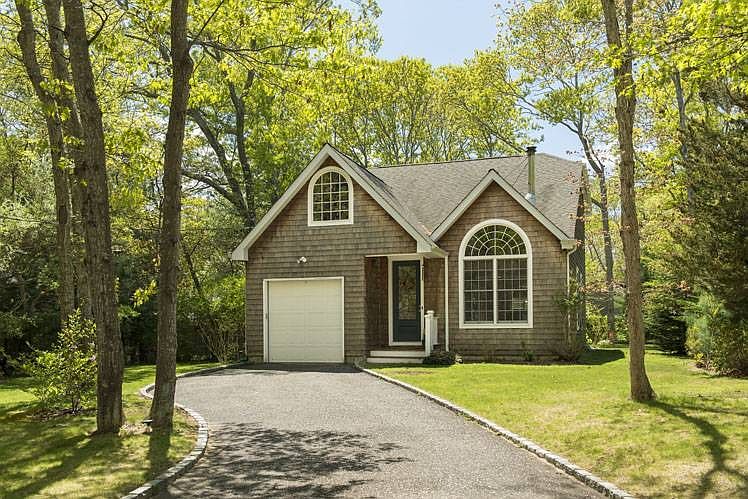 1st image of 77 Cedar Dr