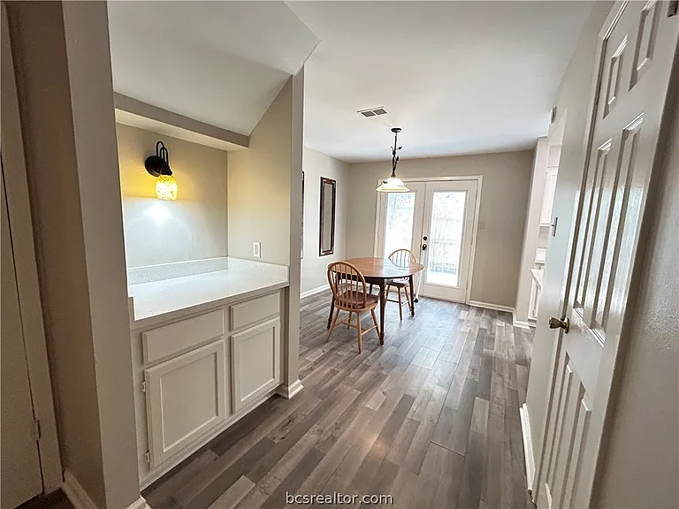 1904 Dartmouth St #K2 — Photo 6