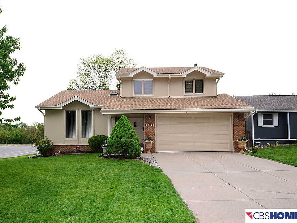 1st image of 2905 S 157th Cir