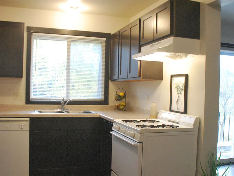 1403 N Washington Ave — Photo 17