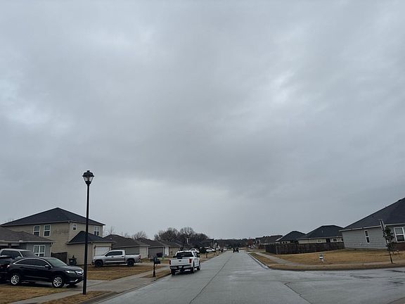 3rd image of 3467 Rosecomb St