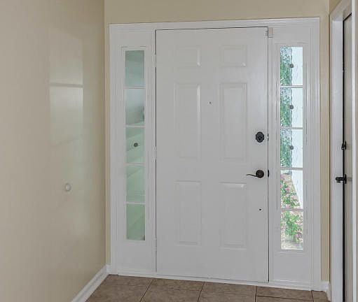 4th image of 8063 Charmont Dr S