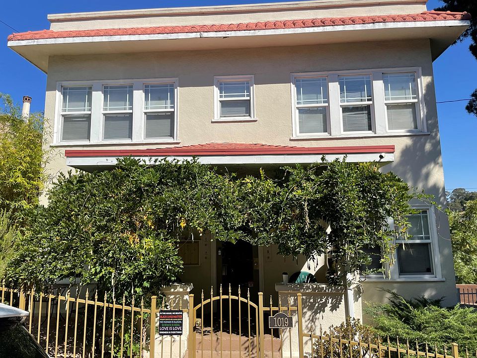 1st image of 1019 E 33rd St #B
