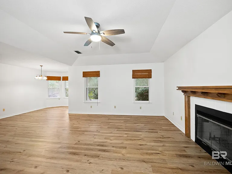 9 Pope Ct — Photo 5