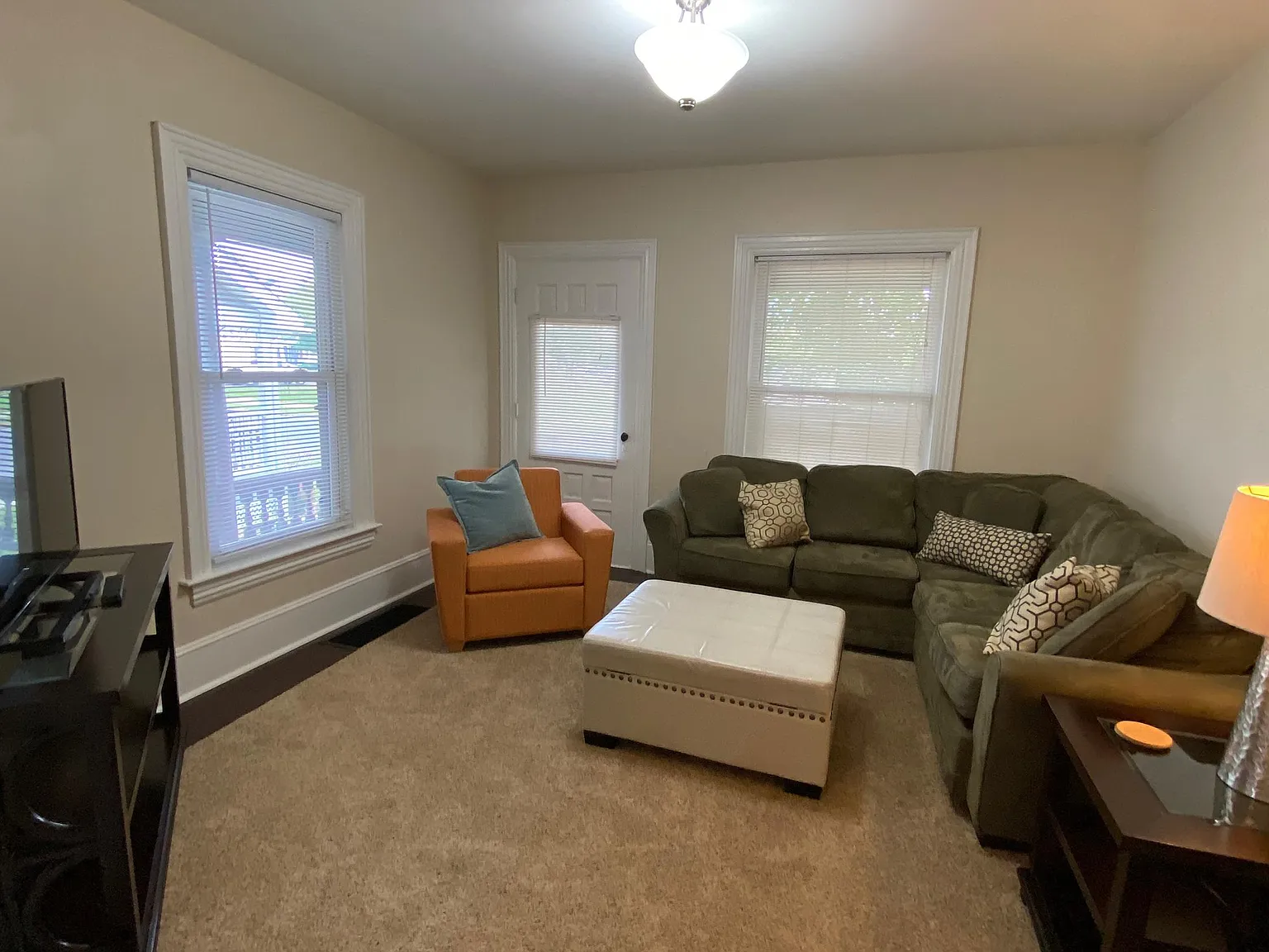 1144 Memorial Avenue - 1 — Photo 3