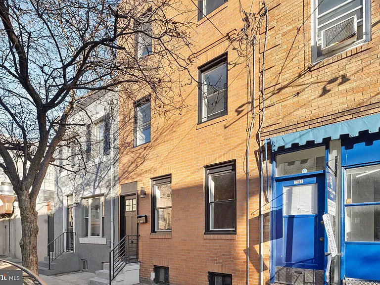 1203 Moore St — Photo 35