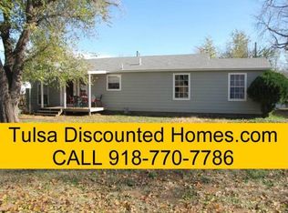 405 S 6th St, Jenks, OK 74037