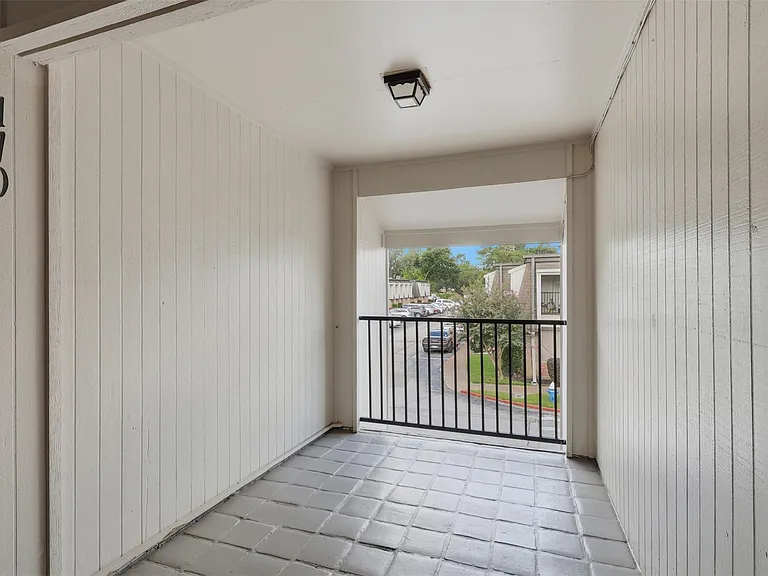 12633 Memorial Dr #170 — Photo 7