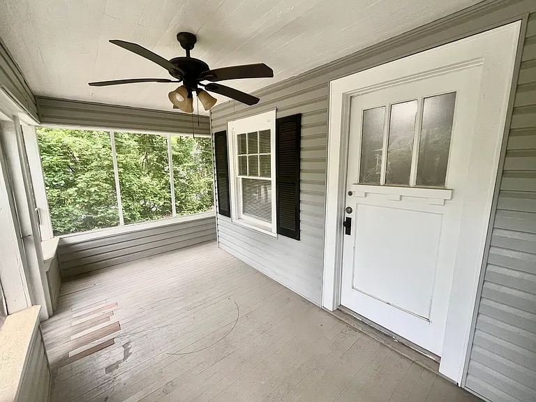 4522 Lee Ave — Photo 31