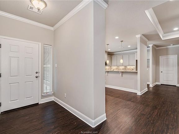 4th image of 1737 Summit Crossing Ln