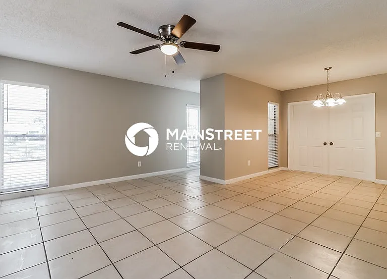 3817 E Miller Ave — Photo 5