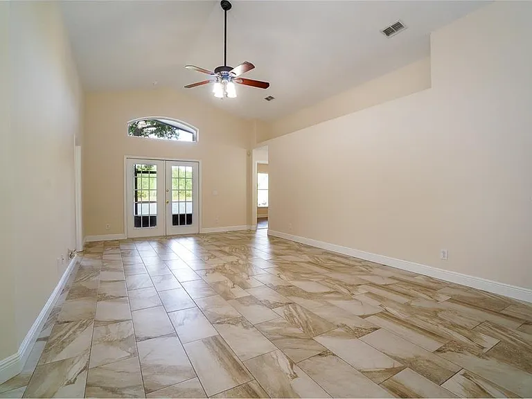 13518 Briarmoor Ct — Photo 7