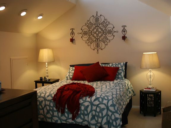 Bright 3rd Bedroom