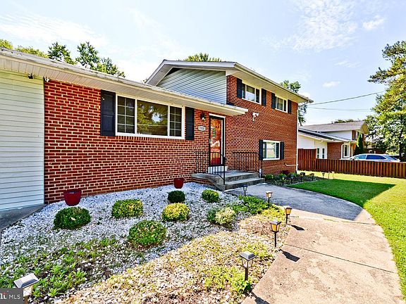 4th image of 7310 Wessex Dr