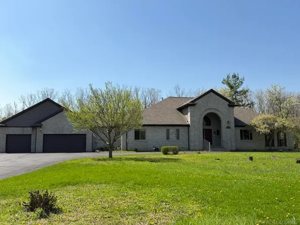 21707 Lilac Ln, Southfield, MI 48033