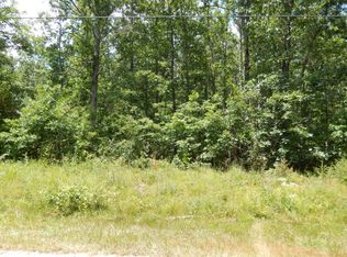 2037 Iowa Dr, Crossville, TN 38572