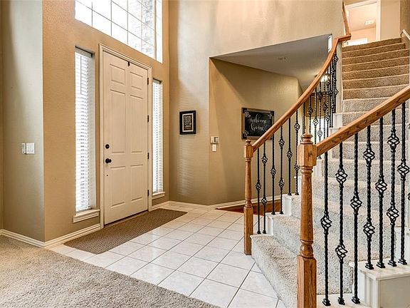 3rd image of 1521 Shadywood Ln