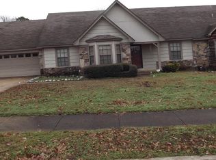 3394 Kirby Rd, Memphis, TN 38115