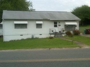 94 Arkansas Ave, Oak Ridge, TN 37830