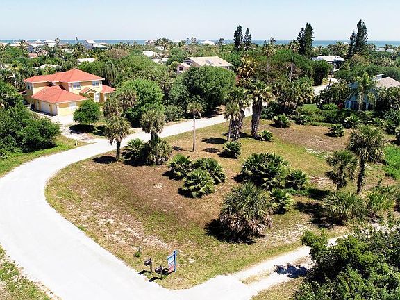 4th image of 155 River Dr