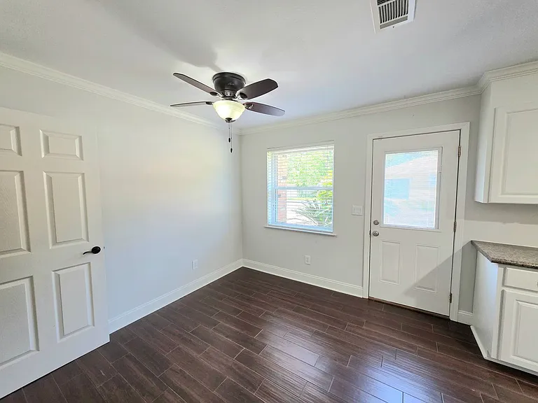 6819 Kitty Hawk Cir — Photo 7