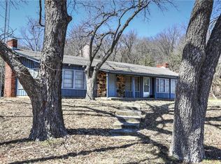 1609 Chaparral Dr, Gainesville, TX 76240
