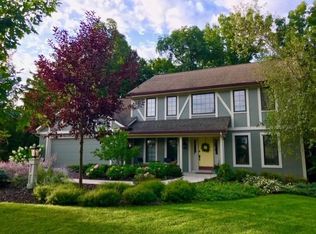 10315 White Cedar Rd, Fort Wayne, IN 46814